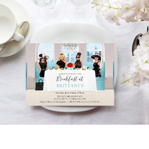Prachtige bruidsjurk zwart jurkje tafel kaart