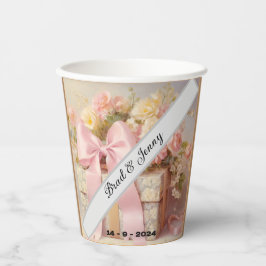 Prachtige bruiloft geschenkdoos met bloemen papieren bekers