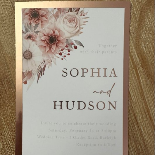 Prachtige Divine Blush Bruiloft Roos Gouden Rand Folie Uitnodiging