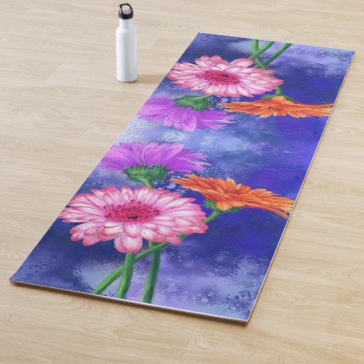 Prachtige drie kleuren-Gerberas - Migned Drawing A Yogamat (In situ)