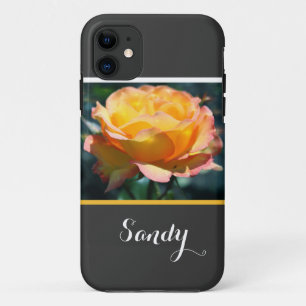 Prachtige, elegante gele roos bloem, met naam iPhone 11 hoesje