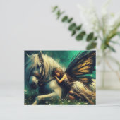 Prachtige fee slaapt op een paard briefkaart (Staand voorkant)