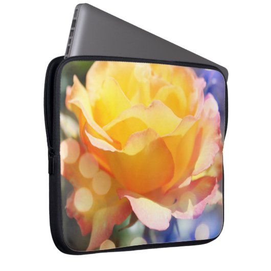 Prachtige gele rozenbloem in fancy bubbling laptop sleeve (Voorkant Rechts)