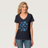 Prachtige, Gentle Blue Flowers Pattern T-shirt (Voorkant volledig)