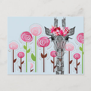 Prachtige giraffe met bloemkroon in tuin briefkaart