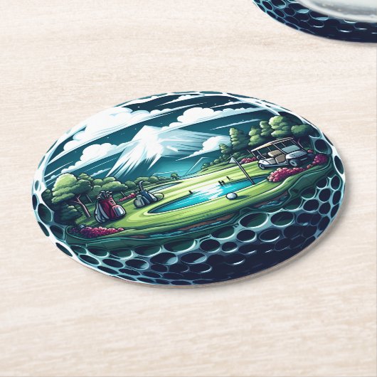 Prachtige golfbaan met winkelwagen en clubs ronde kartonnen onderzetter (Gebogen)