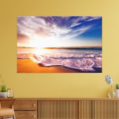 Prachtige golven op een zandstrand en zonsondergan canvas afdruk (Insitu (Woonkamer))