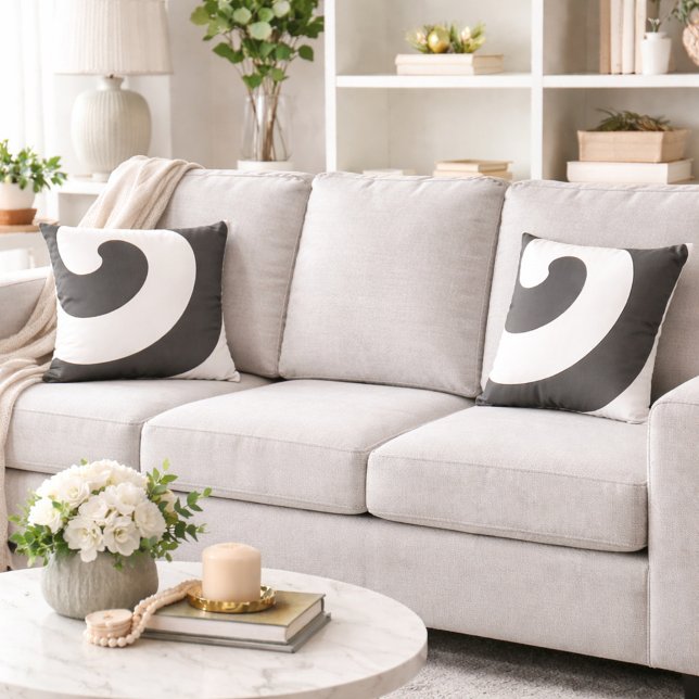 Prachtige grijze en witte zwepen kussen (Creator heeft geüpload)