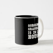 Prachtige grootmoeder in Da House Cool Grandmoeder Tweekleurige Koffiemok (Voorkant rechts)