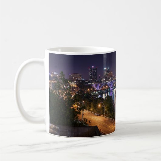 Prachtige Knoxville Tennessee Panoramamic Skyline Koffiemok (Links)
