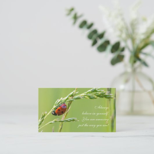 Prachtige ladybug met motivatie offerte visitekaartje (Staand voorkant)