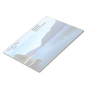prachtige landschapsfotografie van blauwe lucht, m notitieblok