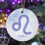 Prachtige Leo Astrology Sign Aangepast Paars Keramisch Ornament<br><div class="desc">Deze ,  gepersonaliseerde paarse en lavender Leo-kerstversiering kenmerkt je astrologische teken van de Zodiac in een mooie glans zoals de constellaties. Pas dit schattige geschenk met jouw naam in prachtig krullend manuscript voor iemand aan met een late verjaardag van Juli of vroege van Augustus.</div>