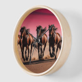 Prachtige majestueuze wilde paarden rennen in sche (Hoek)