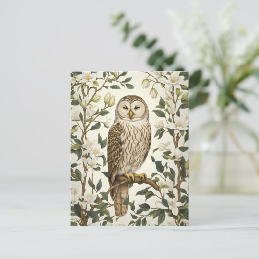 Prachtige Oeral Uil en Magnolia bloesems Briefkaart (Staand voorkant)