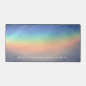 Prachtige oogverblindende regenboog in de wolken bureaumat (Voorkant)
