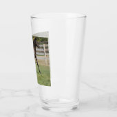 Prachtige paardenprancing in een veld glas (Links)