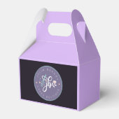 Prachtige, paarse koekjescake voor de voordeur bedankdoosjes (Achterkant)