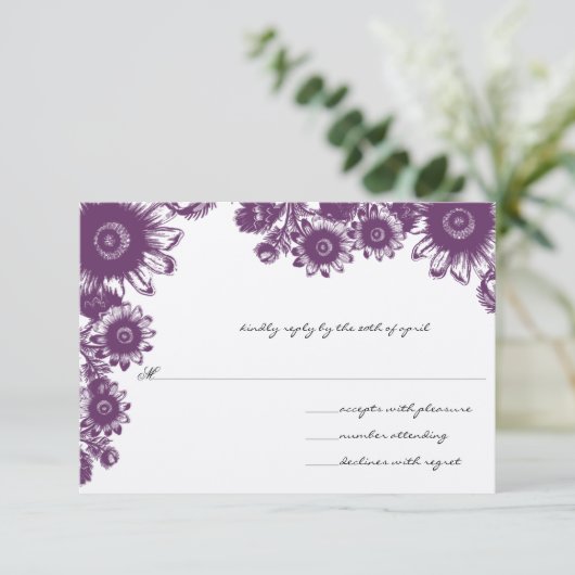 Prachtige Paarse  Vloerbruiloft RSVP-Kaart RSVP Kaartje (Staand voorkant)