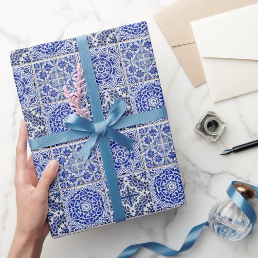 Prachtige  Patroonblauw en witte Tegels Cadeaupapier (Geschenken)
