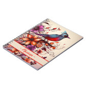 Prachtige rode vogel en bloemige aangepaste naam Z Notitieboek (Linkerzijde)