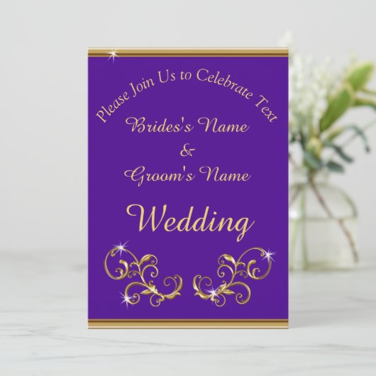 Prachtige Royal Paarse en gouden bruiloft uitnodig Kaart (Staand voorkant)