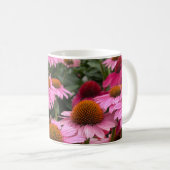 Prachtige roze Echinacea Flowers en Bee Koffiemok (Voorkant rechts)