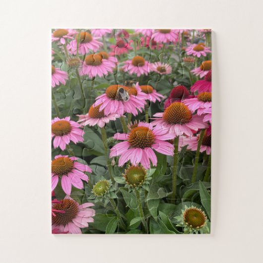 Prachtige roze Echinacea Flowers en Bee Legpuzzel (Verticaal)