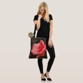 Prachtige roze roos, personaliseer met naam tote bag (Op model)