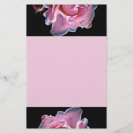 Prachtige roze roze roze op zwart briefpapier