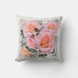 Prachtige roze rozen met kant-en-klare achtergrond kussen