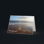 Prachtige strand Hawaiian Christmas Kaart<br><div class="desc">Genomen op het prachtige Big Beach op het eiland Maui,  Hawaï,  het strand,  de golven en de blauwe lucht wensen je vrienden en familie een vrolijk kerstfeest! Pas het aan met uw eigen tekst aan de voorkant en bericht aan de binnenkant. Vind overeenkomende objecten in mijn winkel: RusticandPaw</div>