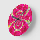 Prachtige verbazingwekkende rode rozen caleidoscoo ronde klok (Hoek)