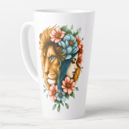 Prachtige vrouw wiens lange, vloeiende haar latte mok