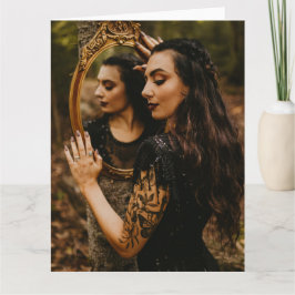 prachtige vrouwen met spiegelwenskaart kaart