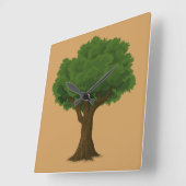 Prachtige wandklok in het ontwerp van de boom (Hoek)