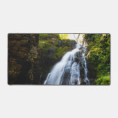 Prachtige waterval met zonlicht gloed bureaumat (Voorkant)