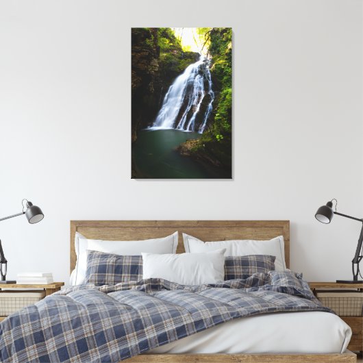 Prachtige waterval met zonlicht gloed canvas afdruk (Insitu (Slaapkamer))