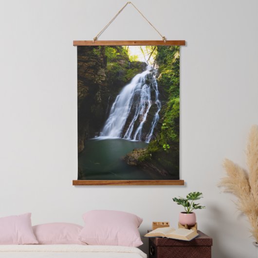 Prachtige waterval met zonlicht gloed hangend wandkleed (Slaapkamer)