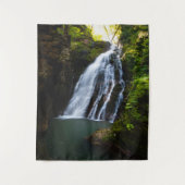 Prachtige waterval met zonlicht gloed wandkleed (Voorkant)