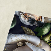 Prachtige witte rozen met gouden details strandlaken (In situ)