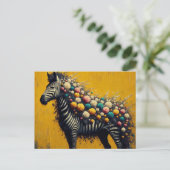 Prachtige Zebra en bloemen op een gele achtergrond Briefkaart (Staand voorkant)