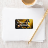 Prachtige Zebra en bloemen op een gele achtergrond Etiket (Insitu)