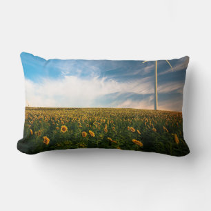 prachtige zonnebloemen met een wolkenblauwe hemel  kussen