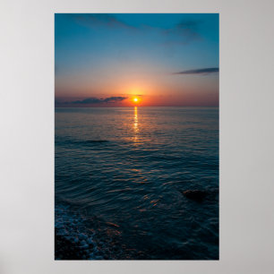 Prachtige zonsondergang bij zee. Batumi Georgia Poster