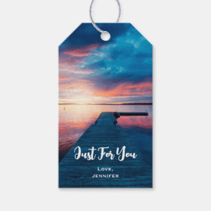 Prachtige zonsondergang op een Calm Lake Alleen vo Cadeaulabel