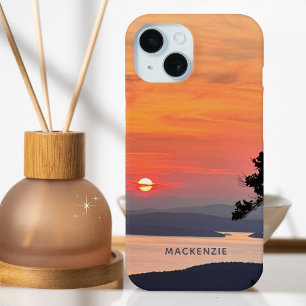 Prachtige zonsondergang op Mountain Lake iPhone 15 Case