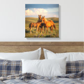 Prairie Family – Horses & Foal at Sunset Wall Art Canvas Afdruk (Insitu (Slaapkamer))