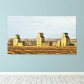Prairie Sentinels Mossleigh Alberta Canvas Print (Insitu (Houten vloer))
