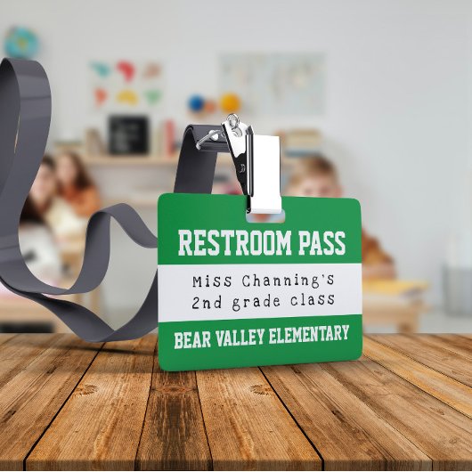 Praktische groene witte school toiletpas badge